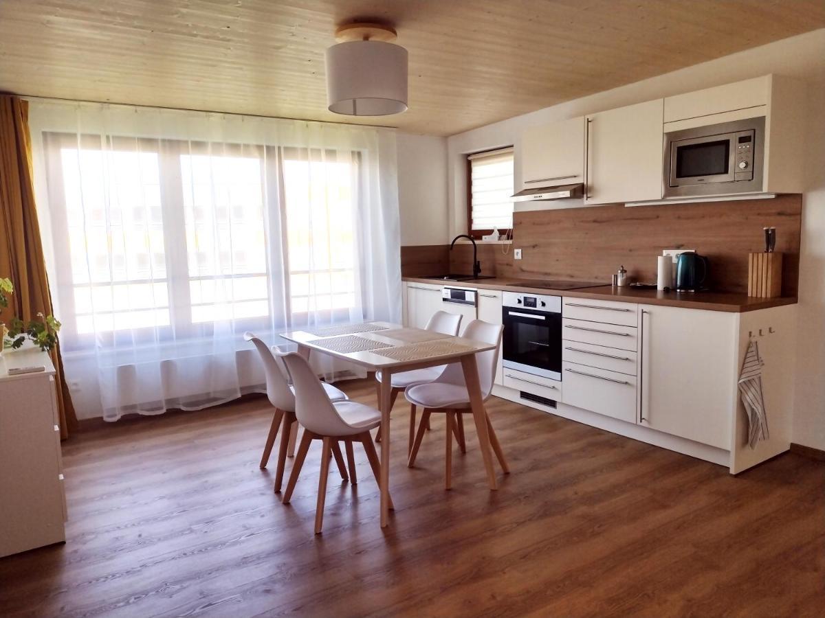 Apartman Kollarovi Ceske Budejovice Bagian luar foto