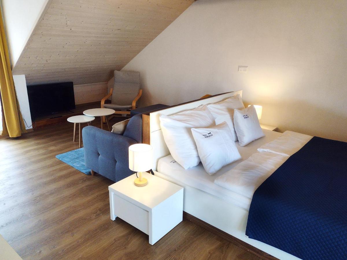 Apartman Kollarovi Ceske Budejovice Bagian luar foto